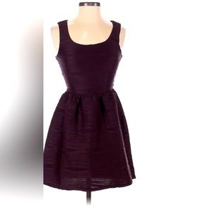 Scoop neck A-line dress